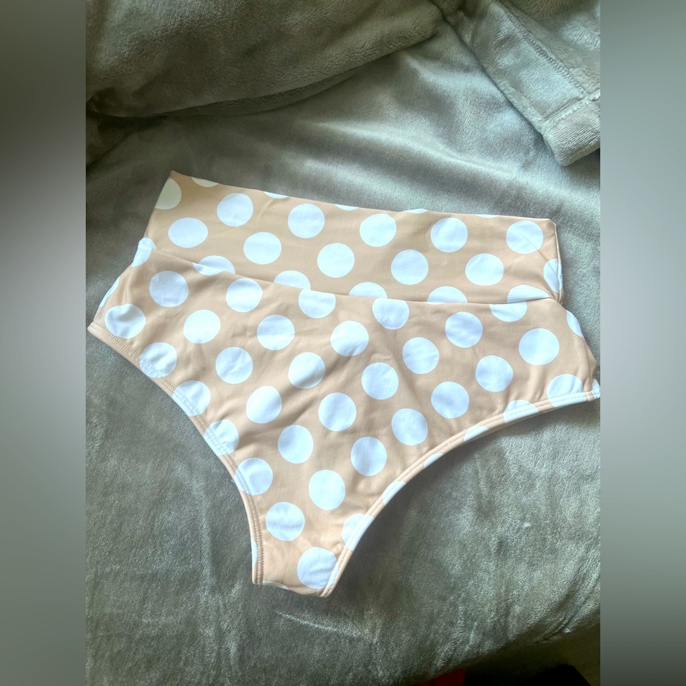 High waisted bikini bottoms